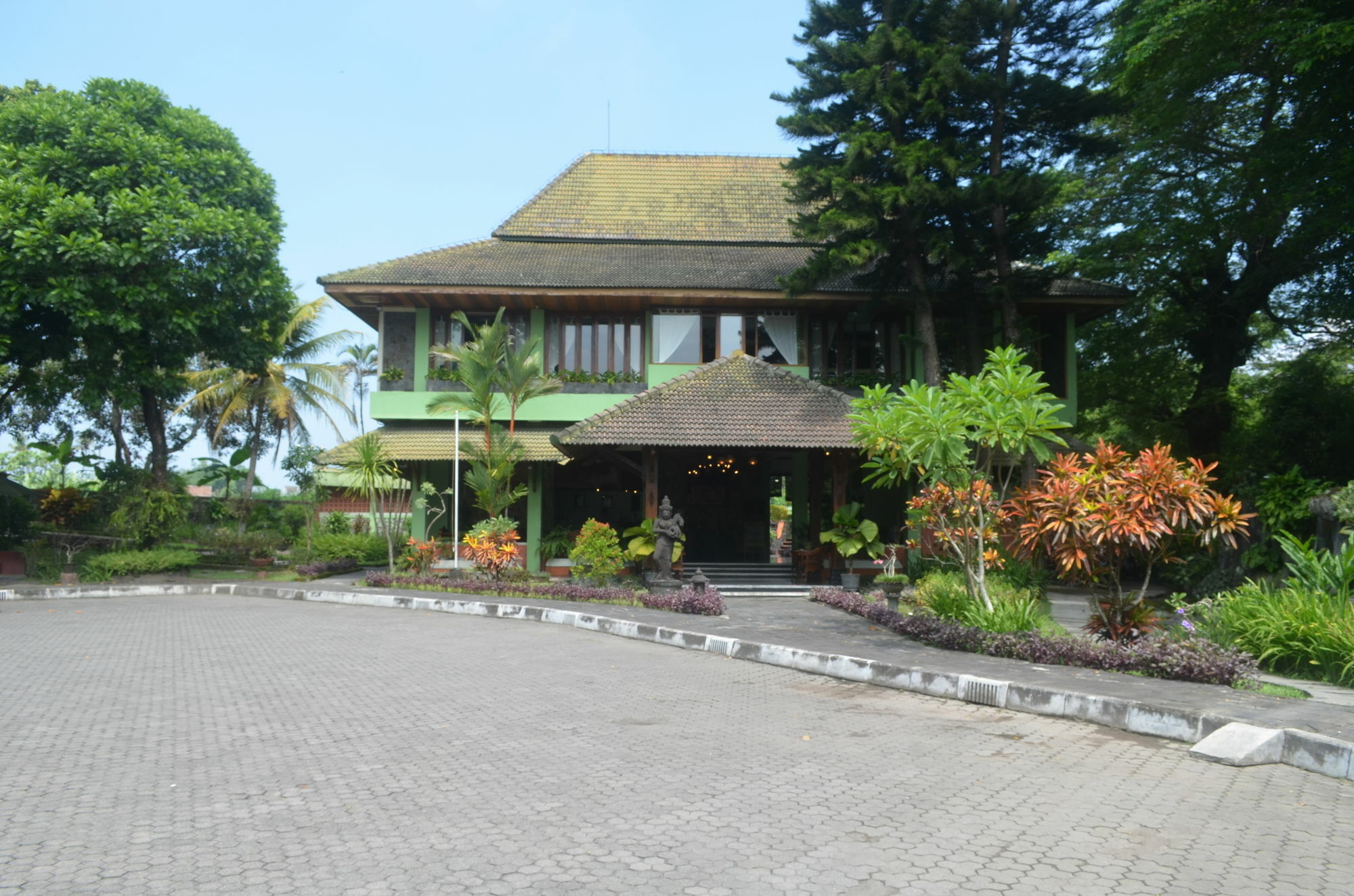 Poeri Devata Resort Hotel Prambanan Ngoại thất bức ảnh